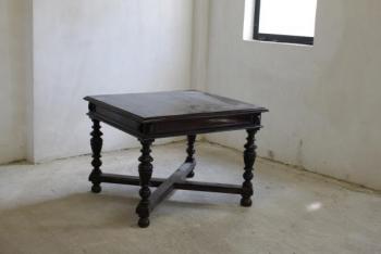 Stůl historismus Stůl historismus